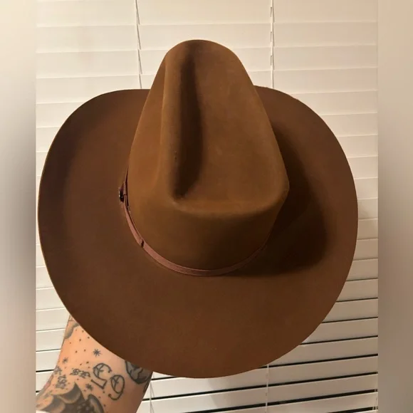 Bristol conforming xxx beaver. Size 7 5/8